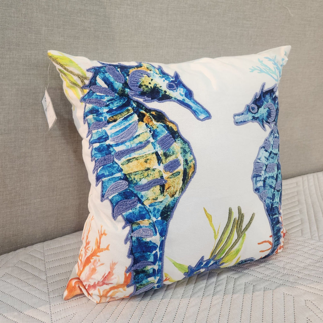 COJÍN CABALLITO DE MAR 50X50CM