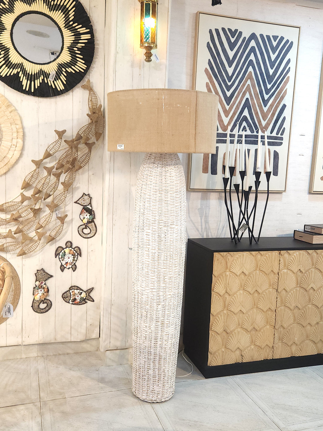 LÁMPARA DE PIE TEJIDA