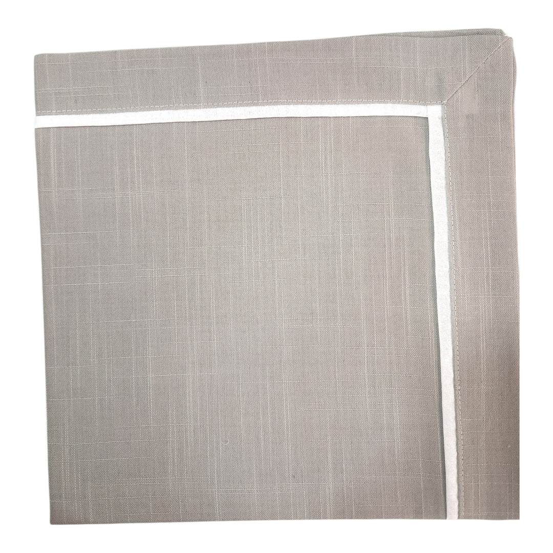 SERVILLETA DISEÑO PLISADO  CLASICO 52X52CM