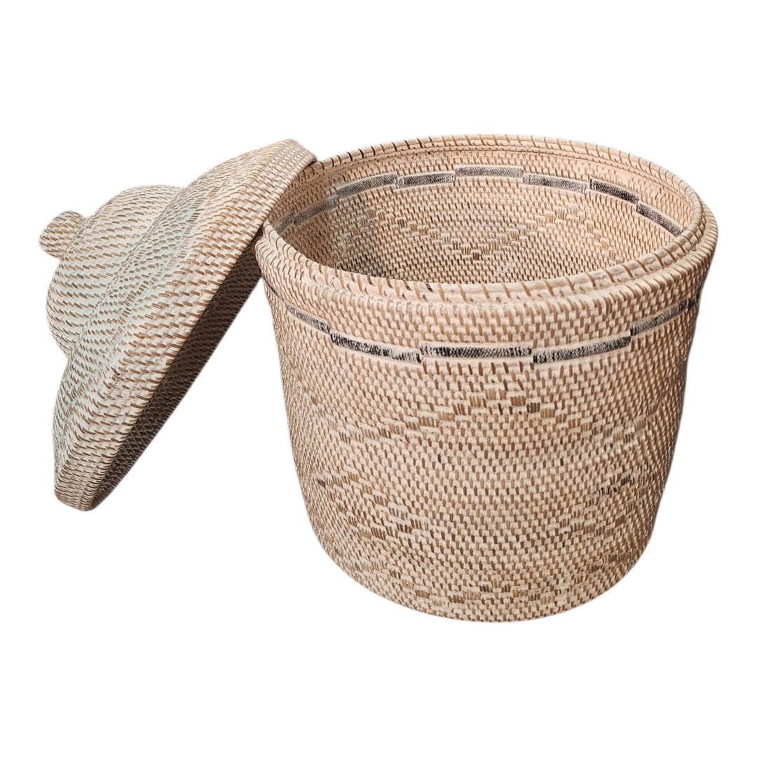 CANASTO RATTAN CON TAPA 55X42X42CM