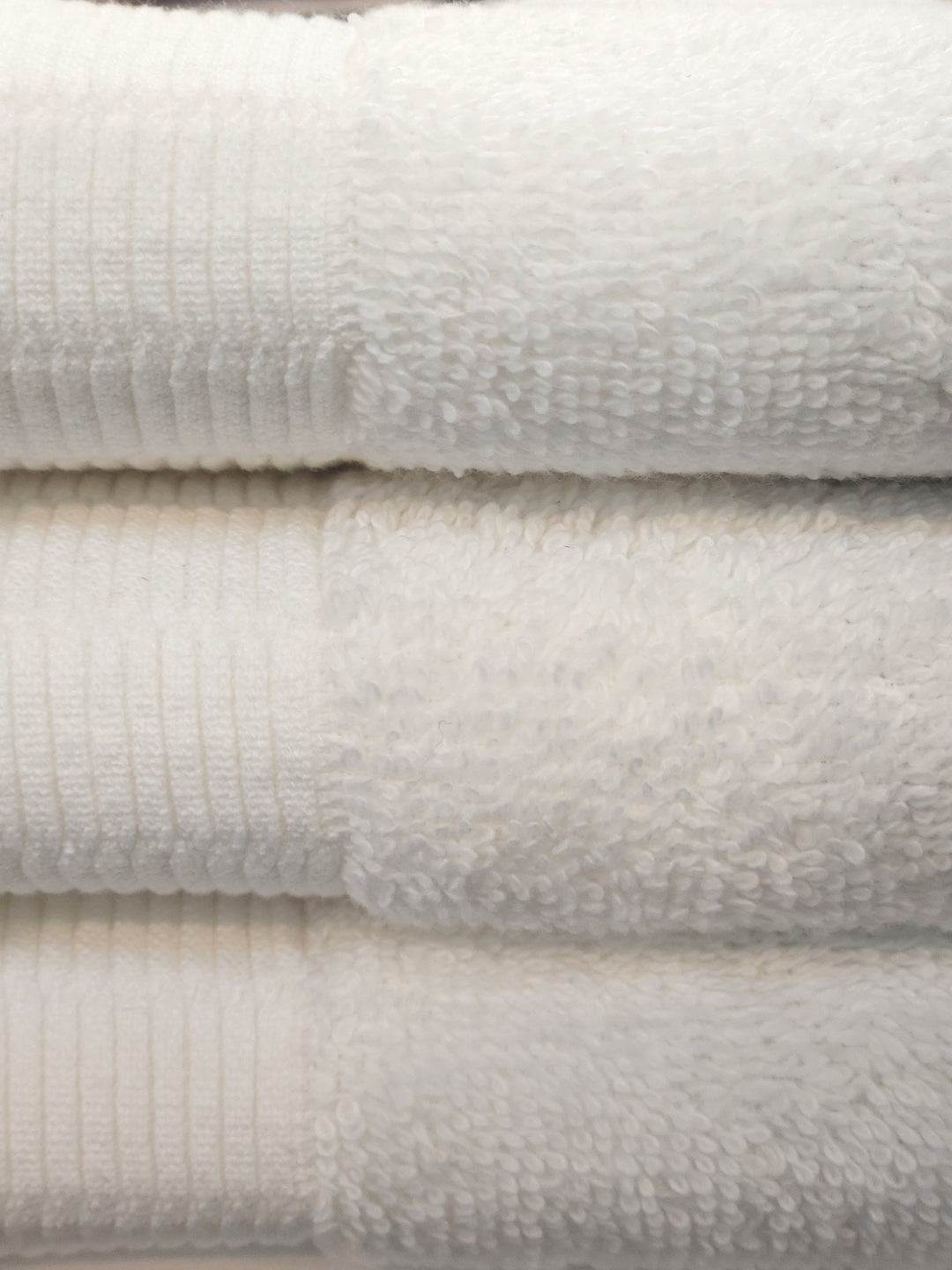 TOALLA RIO MANO BLANCO 560G 41X71CM