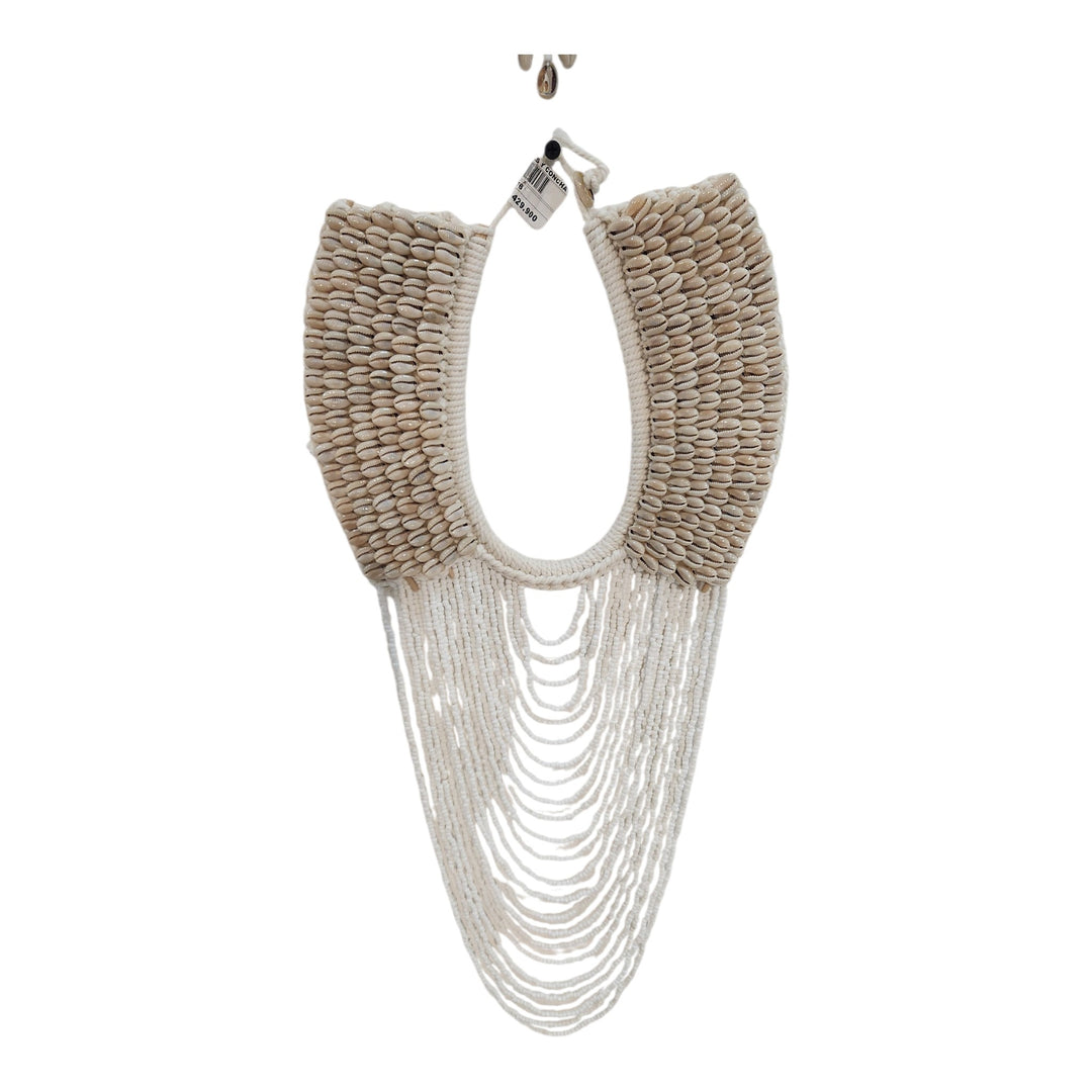 COLLAR CUENTAS Y CONCHA 61X26.5CM COD:118976