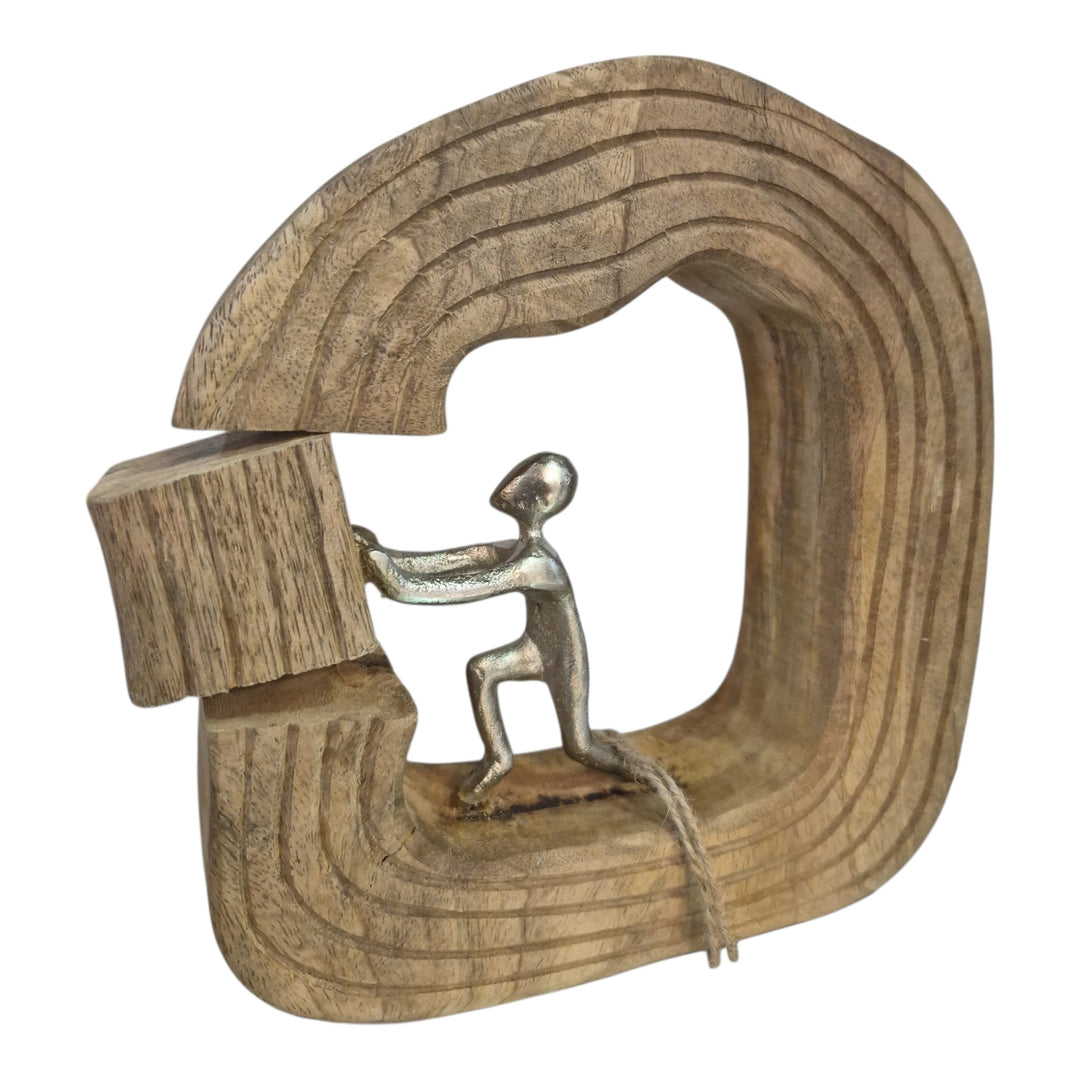 HOMBRE EN MAD 20X4X20CM COD:121504