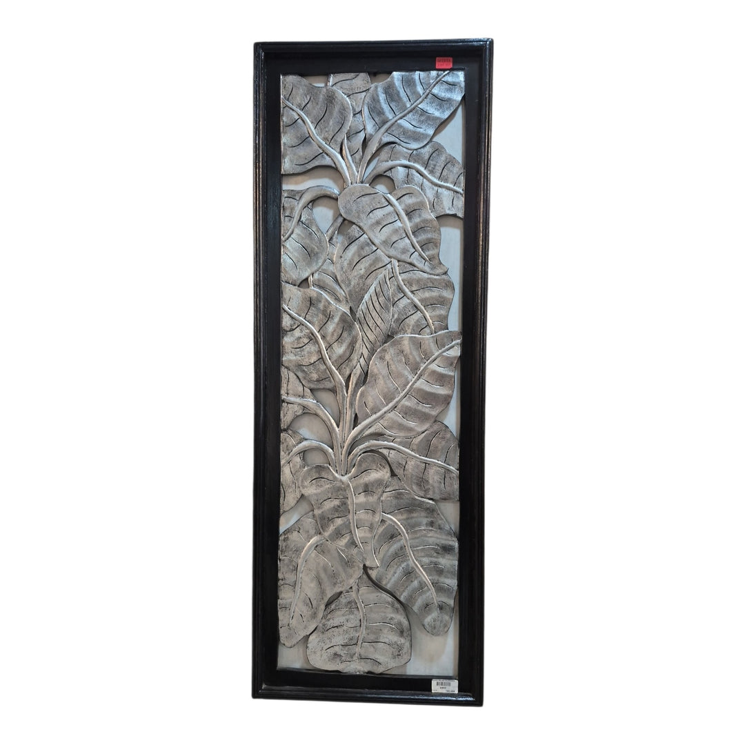 PLACA HOJAS PLATEADA 125x44.5x2.5CM COD:84862