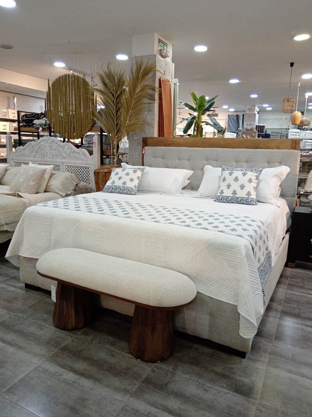 BANCO 120x44x46 alto COD:120623