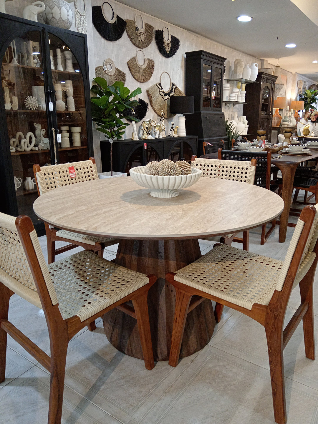 MESA COMEDOR 120x 76alto COD:120624